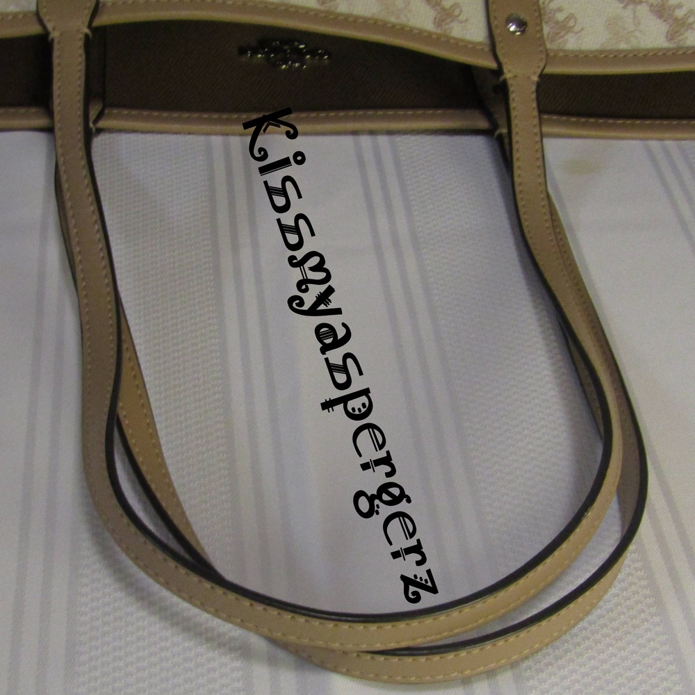 Coach Reversible Cream and Tan Horse and Carriage City Tote EUC! - Picture 8 of 8